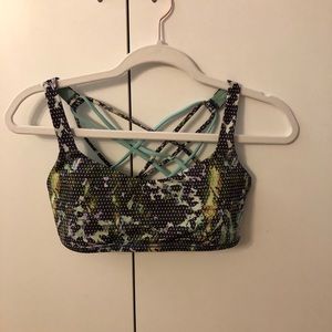 Lululemon sports bra
